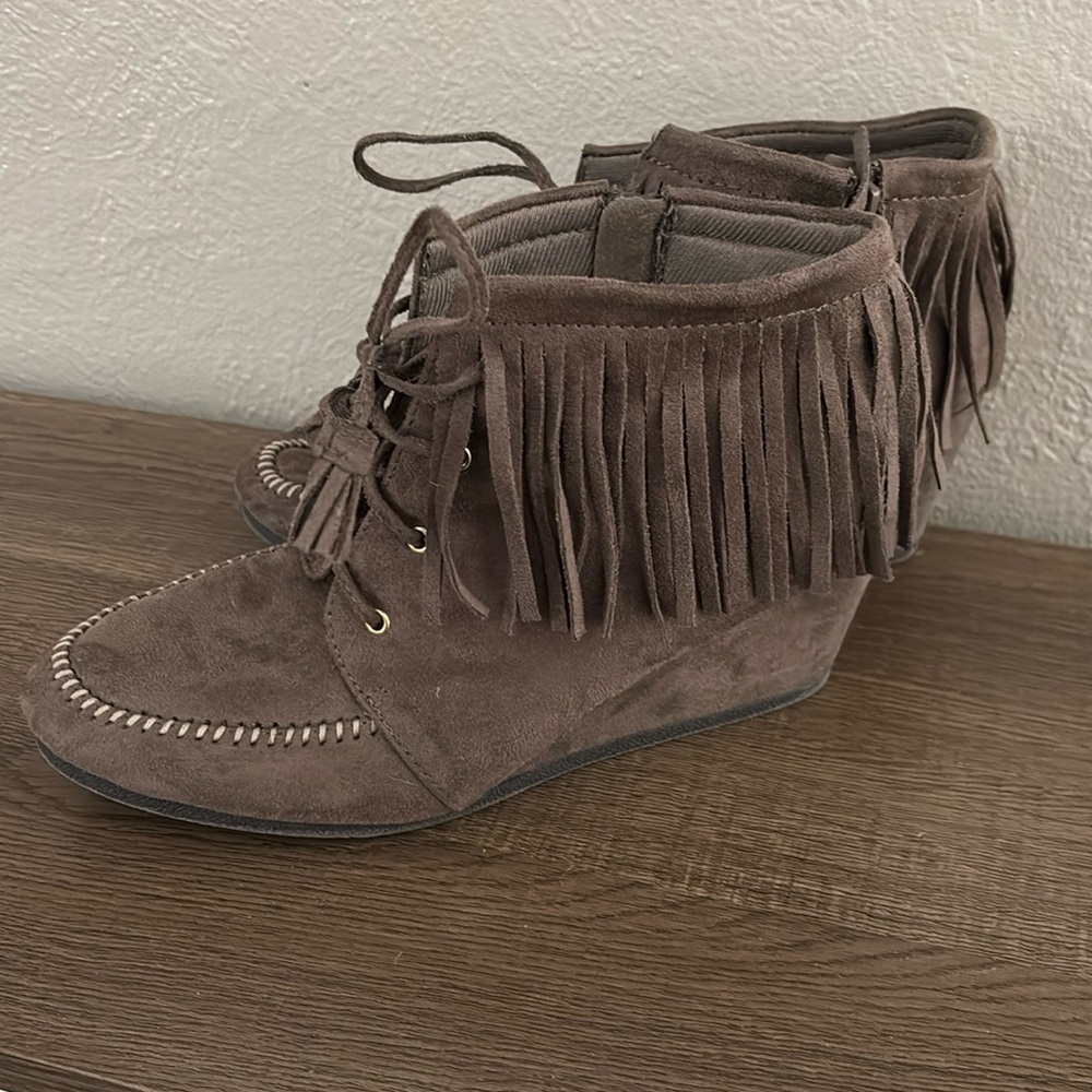 Women’s Maurice’s‎ Fringe Wedge Moccasin Bootie, Size 11